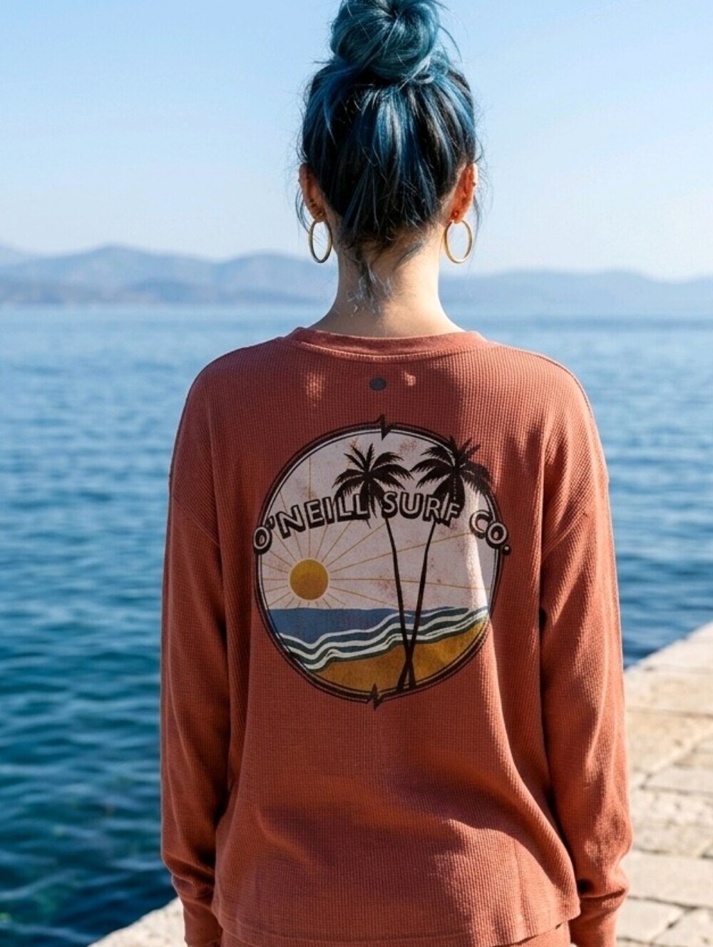 Oversized Women's Vintage Y2K O'Neill Rust Long Sleeve Thermal Graphic Tee M